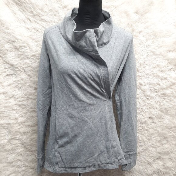 Lululemon Grey Gratitude Wrap Size: 4 - Picture 1 of 9